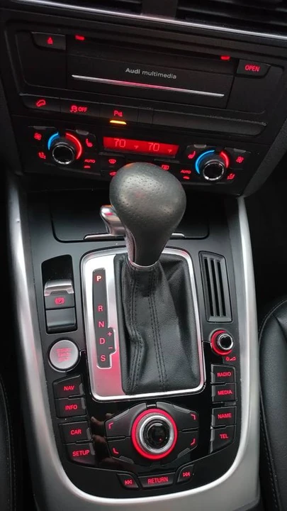 2012 Audi 8R Q5 - Image 18 of 24