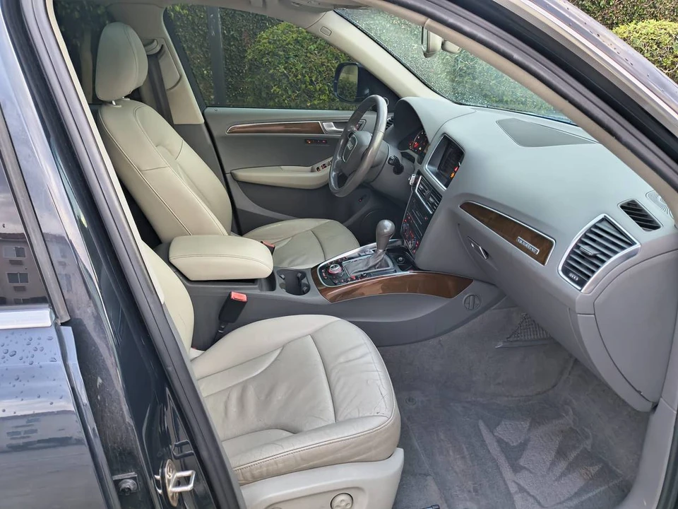 2012 Audi 8R Q5 - Image 10 of 13