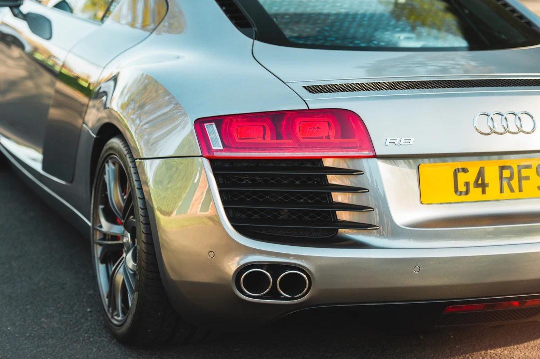 2012 Audi 42 R8 - Image 23 of 31
