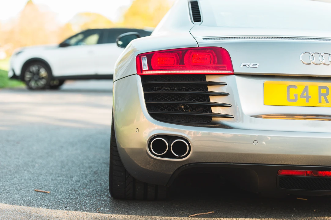 2012 Audi 42 R8 - Image 24 of 31