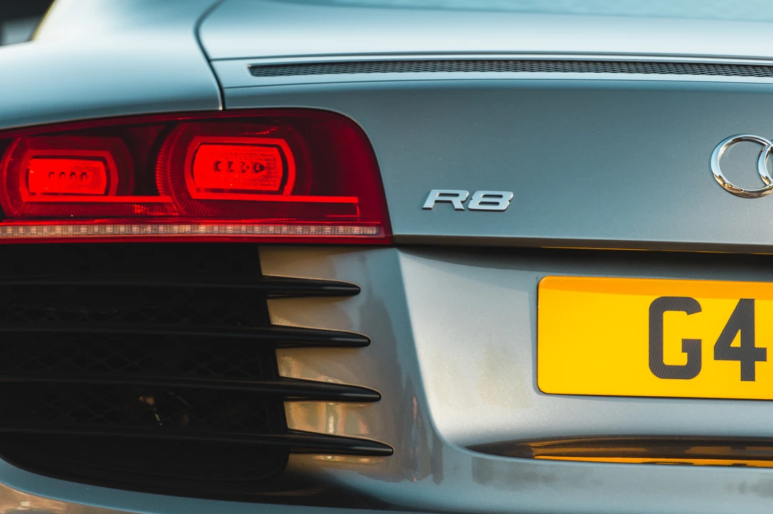 2012 Audi 42 R8 - Image 27 of 31