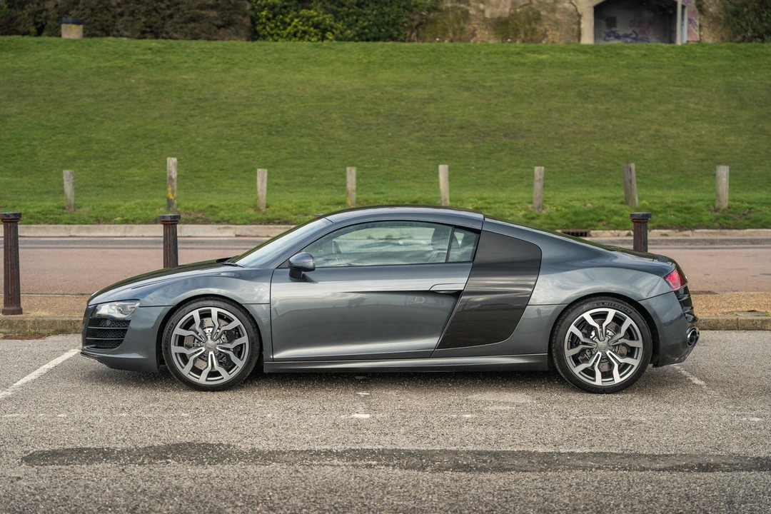 2012 Audi 42 R8 - Image 9 of 31