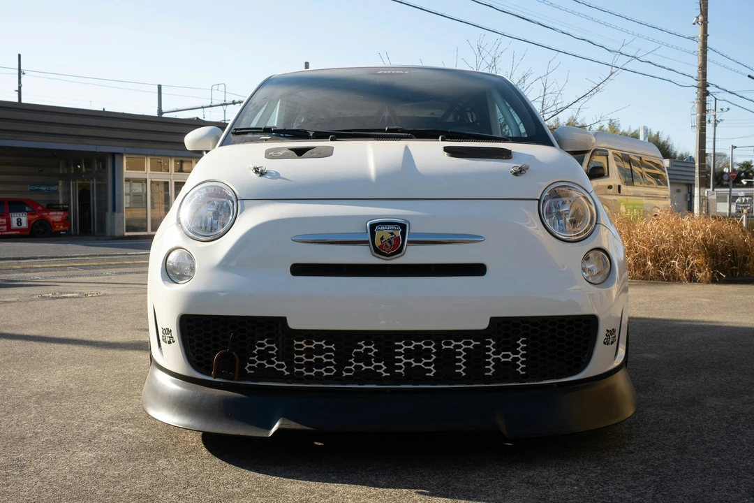2012 Abarth - Image 10 of 21