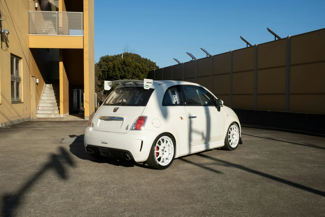 2012 Abarth - Image 5 of 21