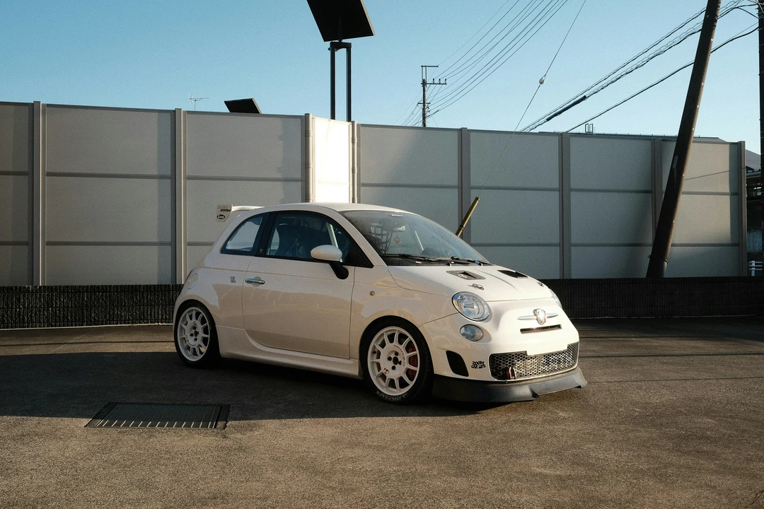 2012 Abarth - Image 3 of 21