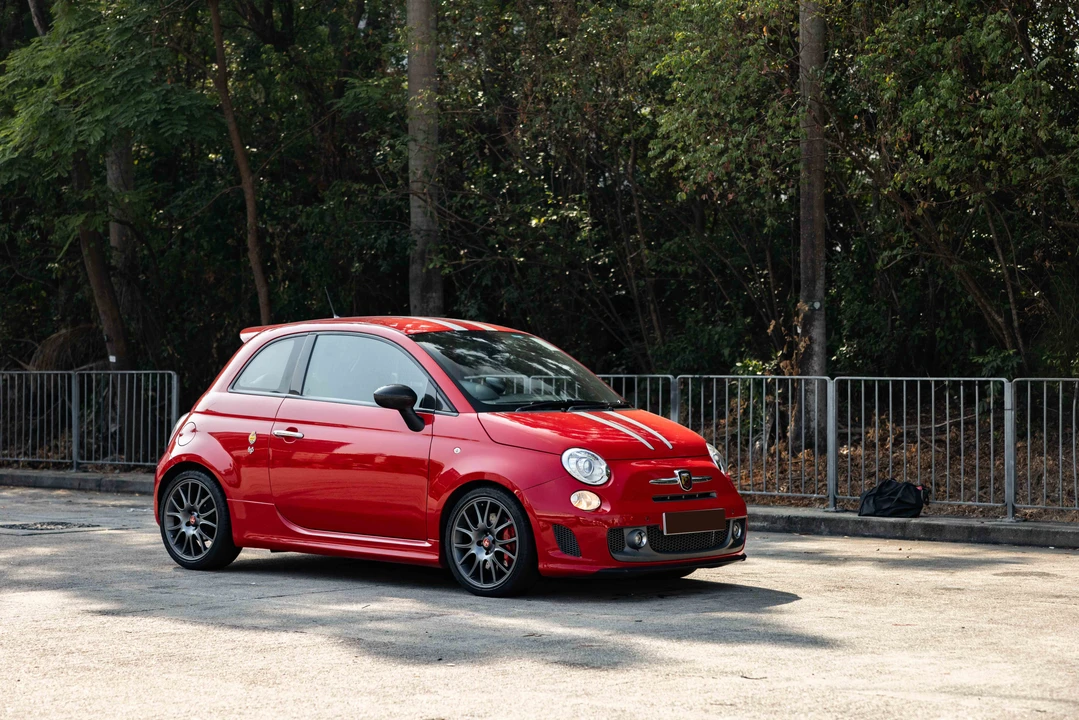 2012 Fiat Abarth 500 - Image 8 of 31