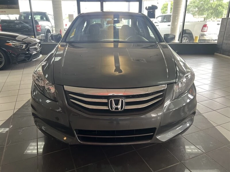 2012 Honda Accord 8th Gen - Image 3 of 4