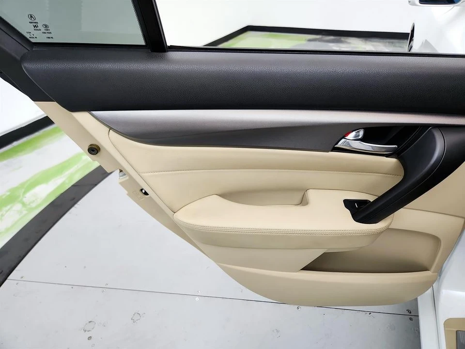 2012 Acura TL 4th Gen - Image 23 of 31
