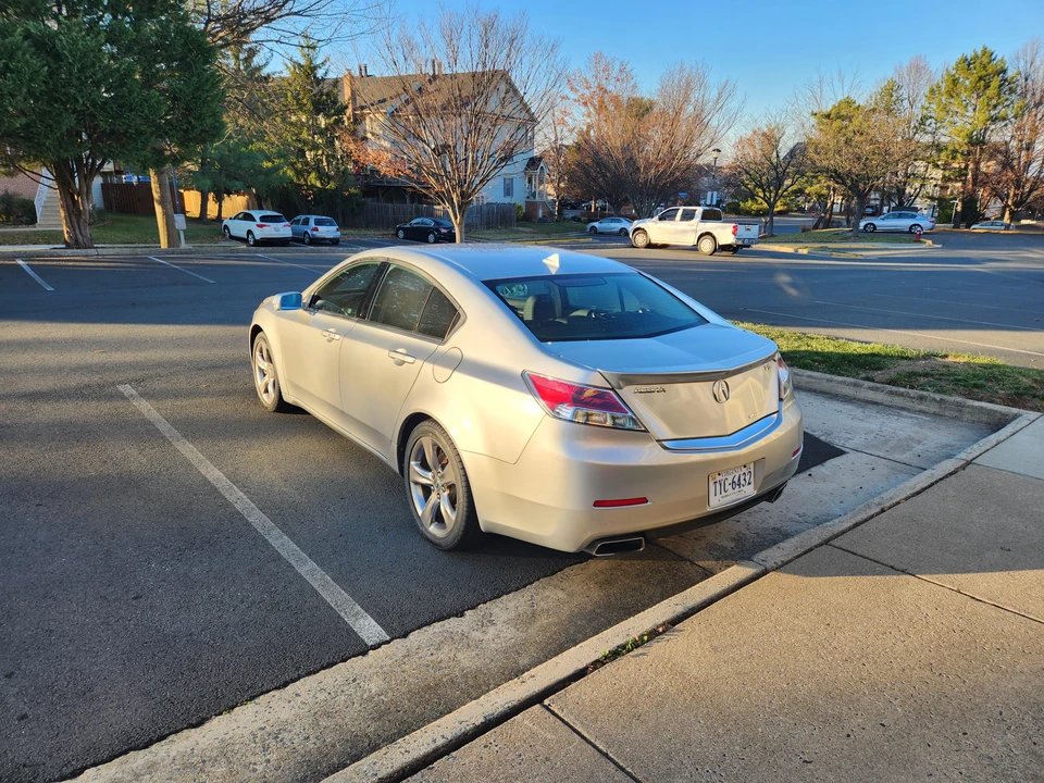 2012 Acura TL 4th Gen - Image 12 of 31