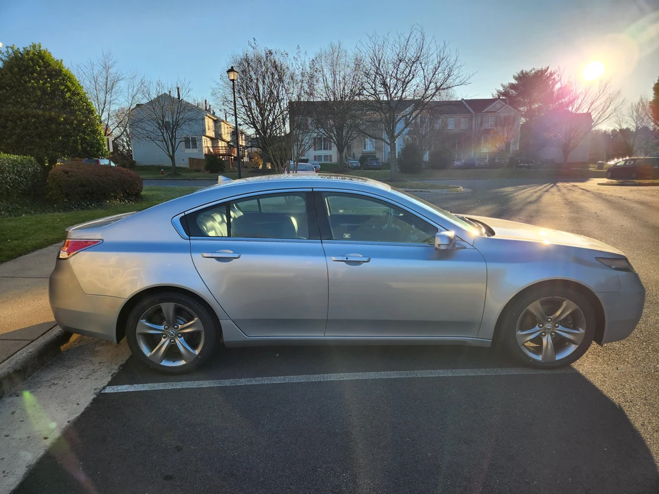 2012 Acura TL 4th Gen - Image 18 of 31