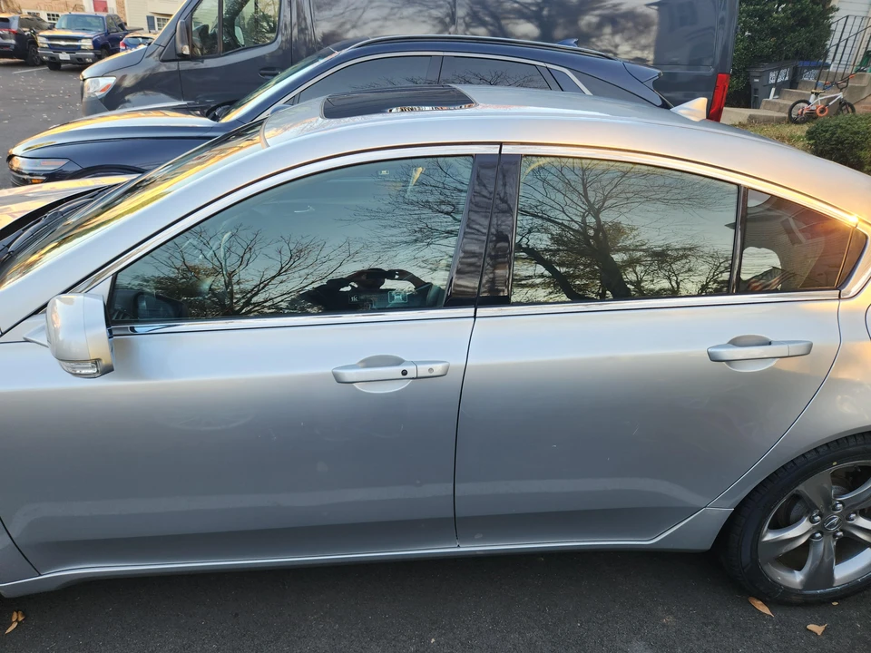 2012 Acura TL 4th Gen - Image 28 of 31