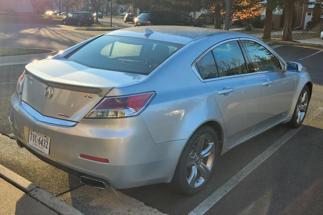 2012 Acura TL 4th Gen - Image 17 of 31