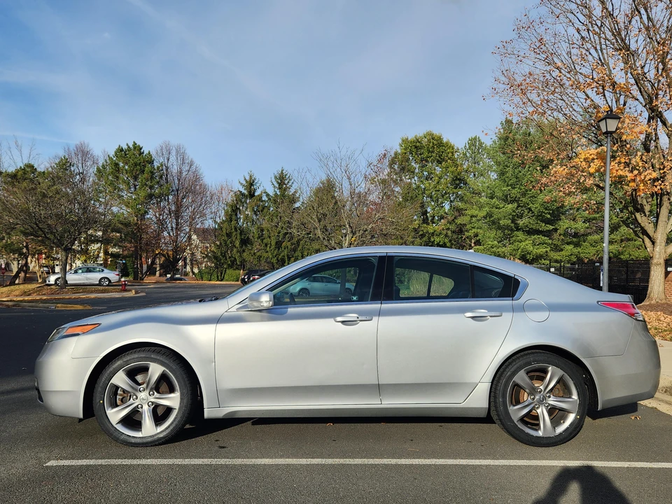 2012 Acura TL 4th Gen - Image 10 of 31