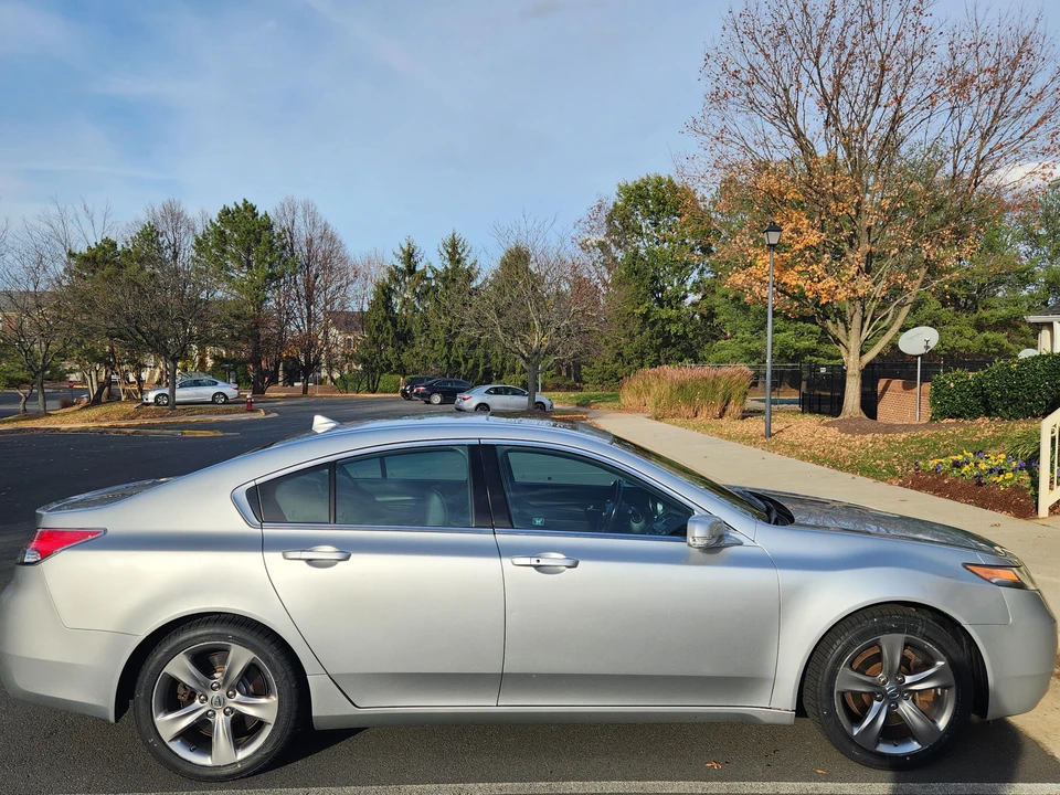 2012 Acura TL 4th Gen - Image 19 of 31