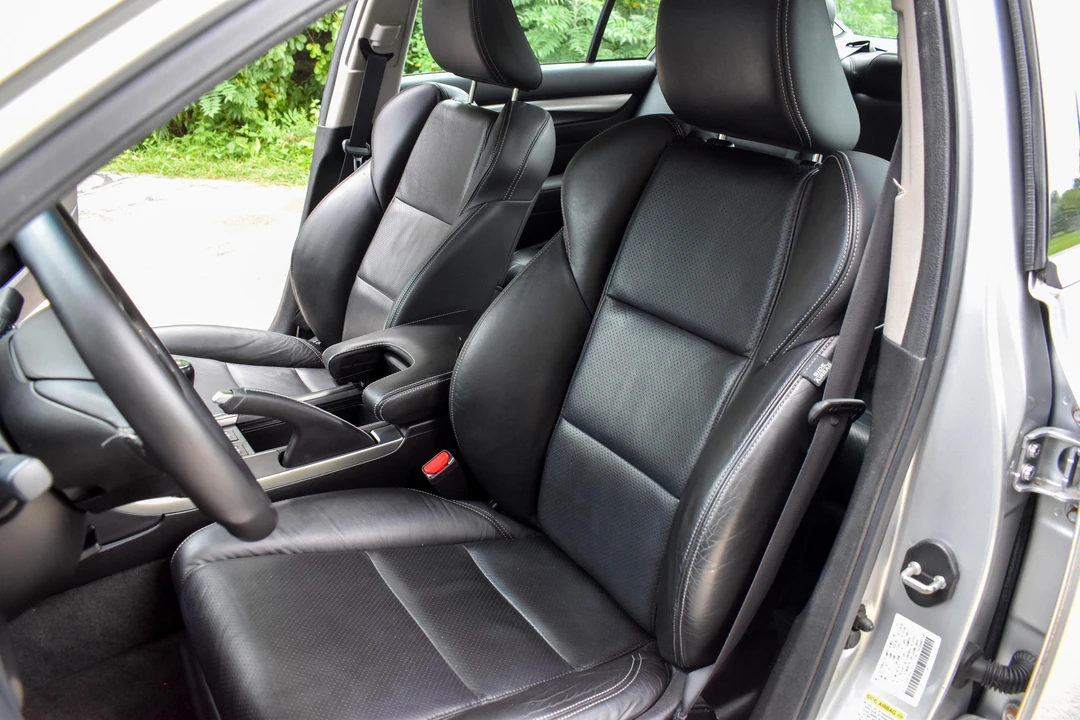 2012 Acura TL 4th Gen - Image 25 of 31