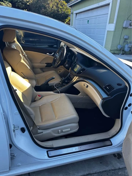 2012 Acura TSX 2nd Gen - Image 5 of 10