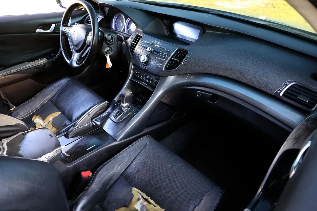 2012 Acura TSX 2nd Gen - Image 16 of 21