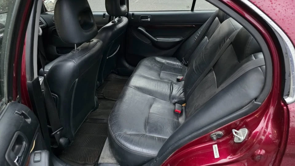 2012 Acura EL - Image 7 of 12