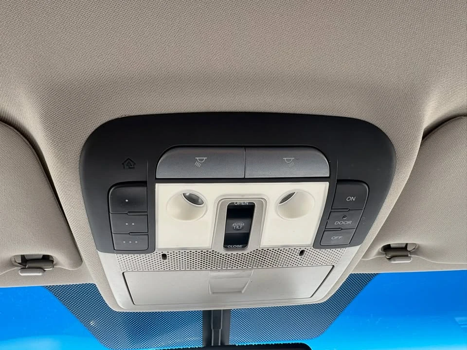 2012 Acura MDX 2nd Gen - Image 16 of 19