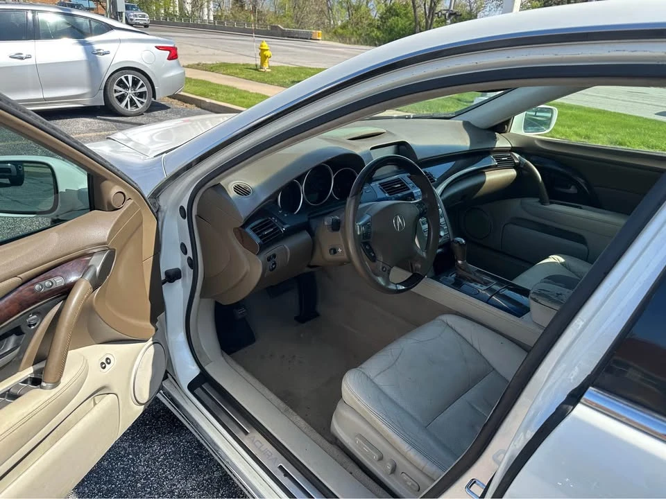 2012 Acura RL 2nd Gen - Image 7 of 10