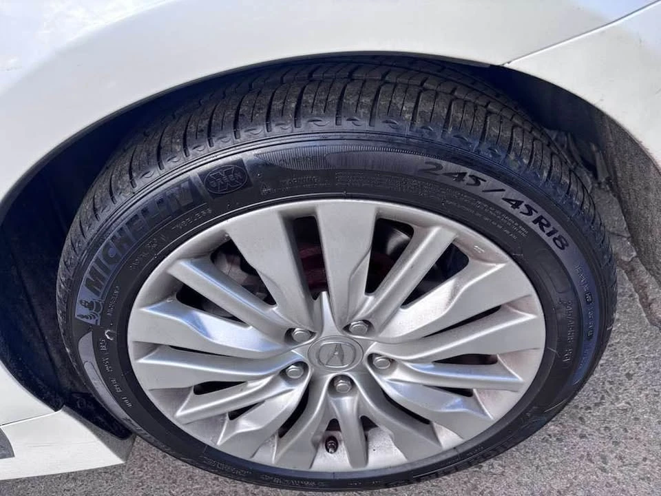 2012 Acura RLX - Image 8 of 9