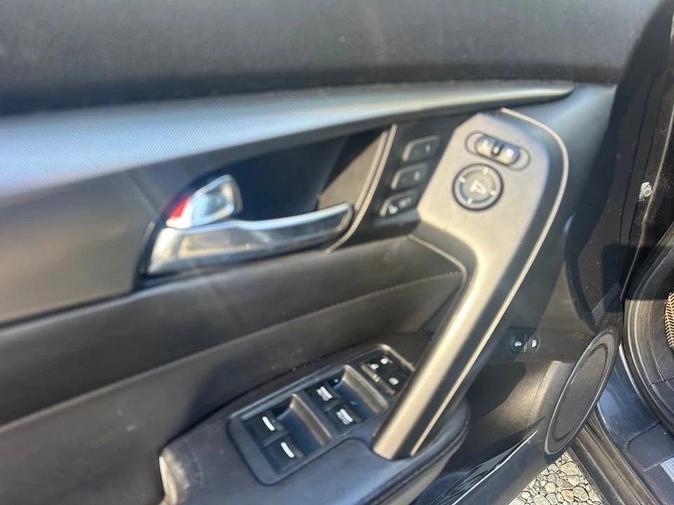 2012 Acura TL 4th Gen - Image 9 of 12