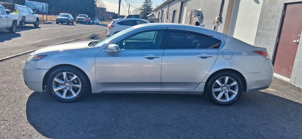 2012 Acura TL 4th Gen - Image 9 of 16