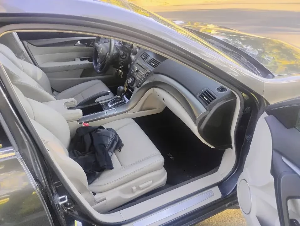 2012 Acura TL 4th Gen - Image 11 of 13