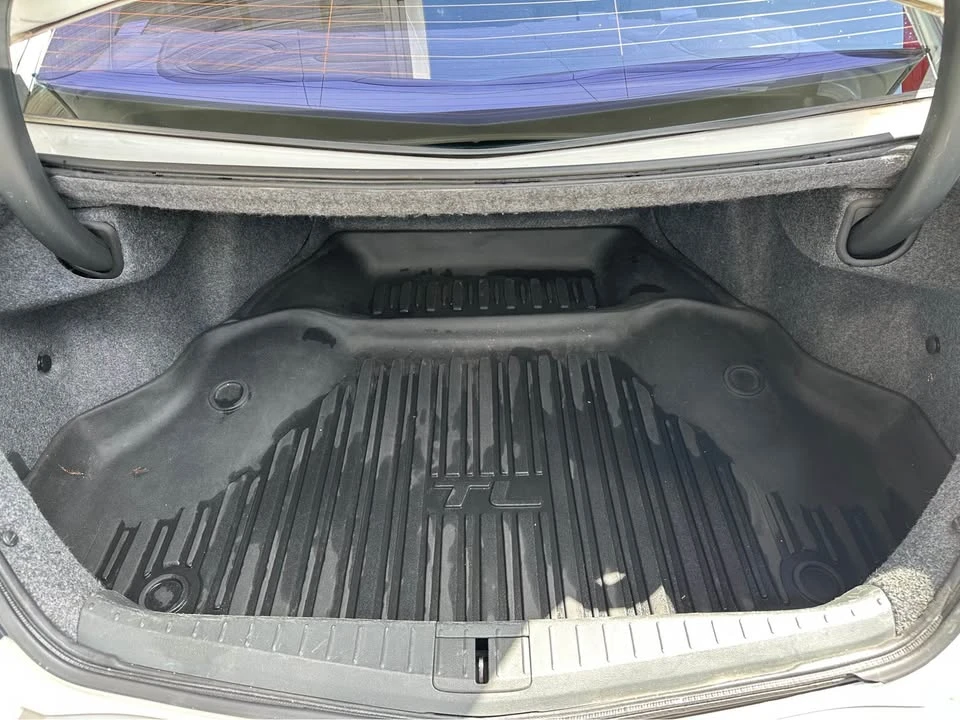 2012 Acura TL 4th Gen - Image 13 of 19