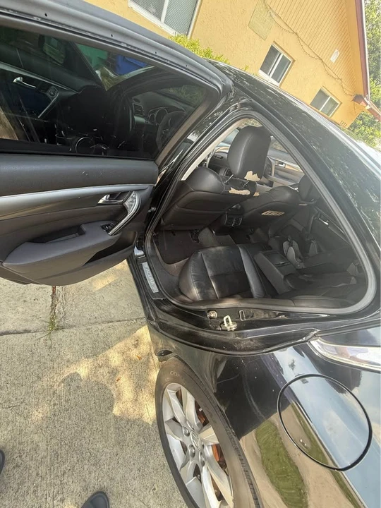 2012 Acura TL 4th Gen - Image 5 of 12