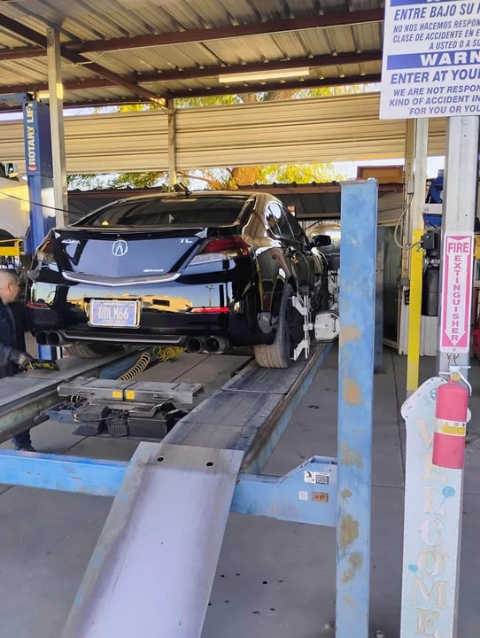 2012 Acura TL 4th Gen - Image 4 of 4