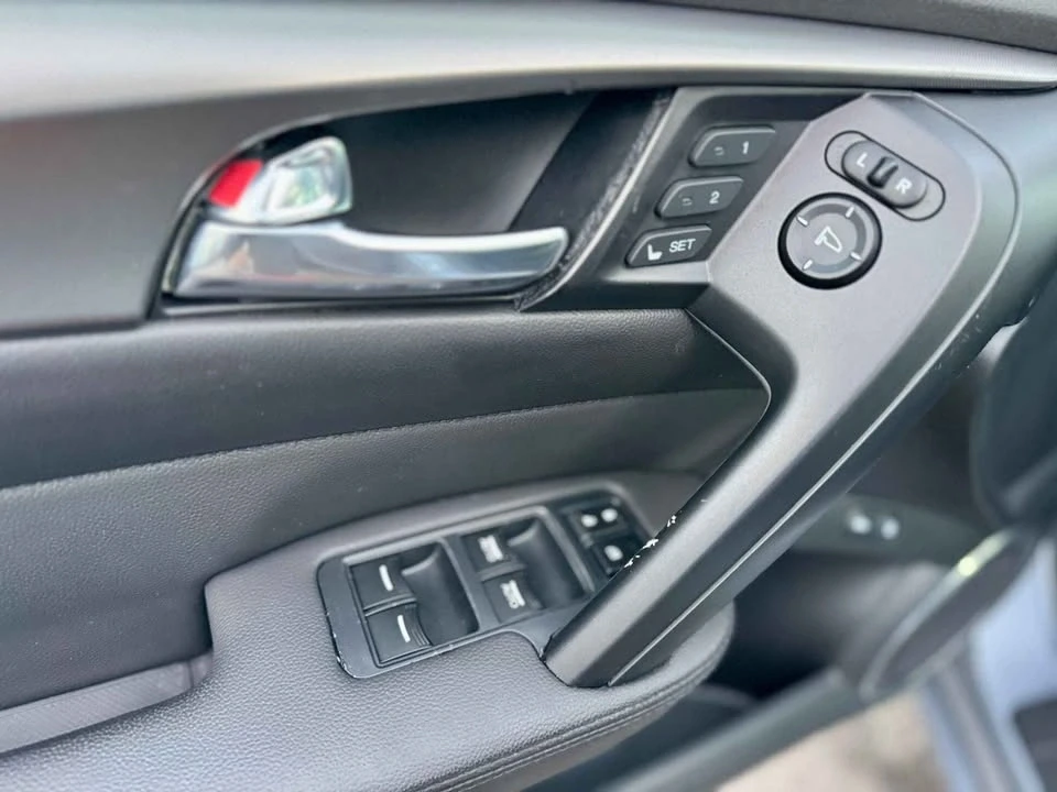 2012 Acura TL 4th Gen - Image 8 of 12