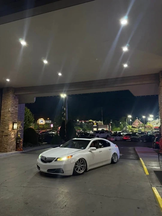 2012 Acura TL 4th Gen - Image 2 of 9