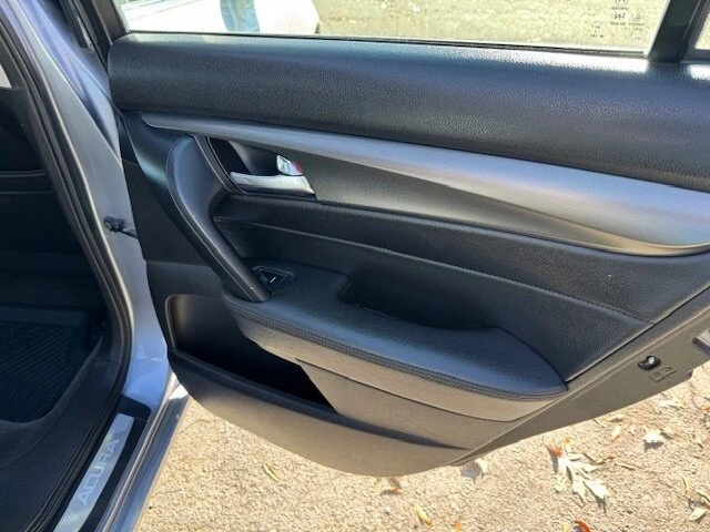 2012 Acura TL 4th Gen - Image 9 of 18