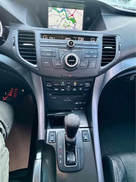 2012 Acura TSX 2nd Gen - Image 13 of 18