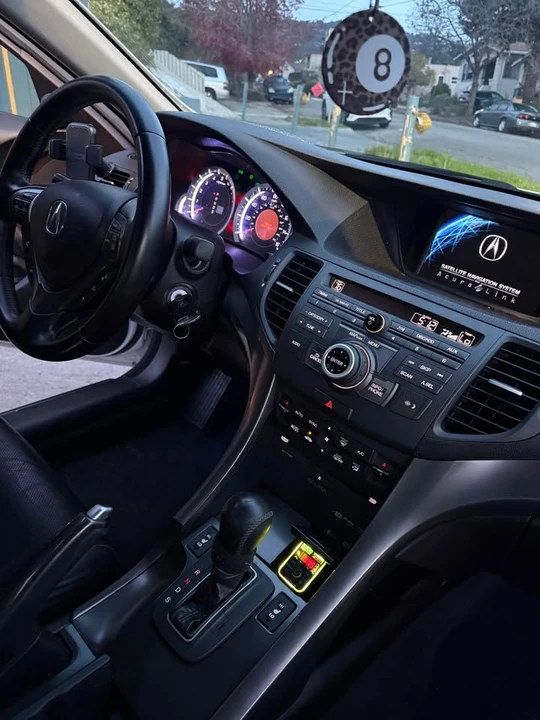 2012 Acura TSX 2nd Gen - Image 6 of 12