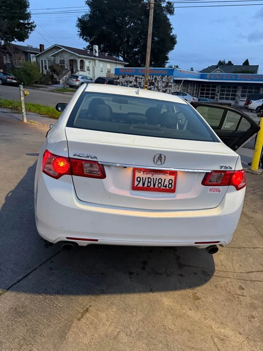 2012 Acura TSX 2nd Gen - Image 2 of 12