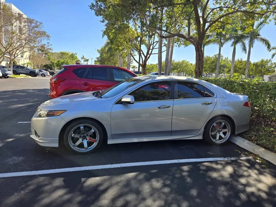 2012 Acura TSX 2nd Gen - Image 5 of 10