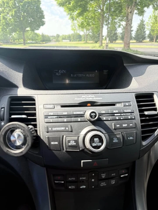 2012 Acura TSX 2nd Gen - Image 13 of 14