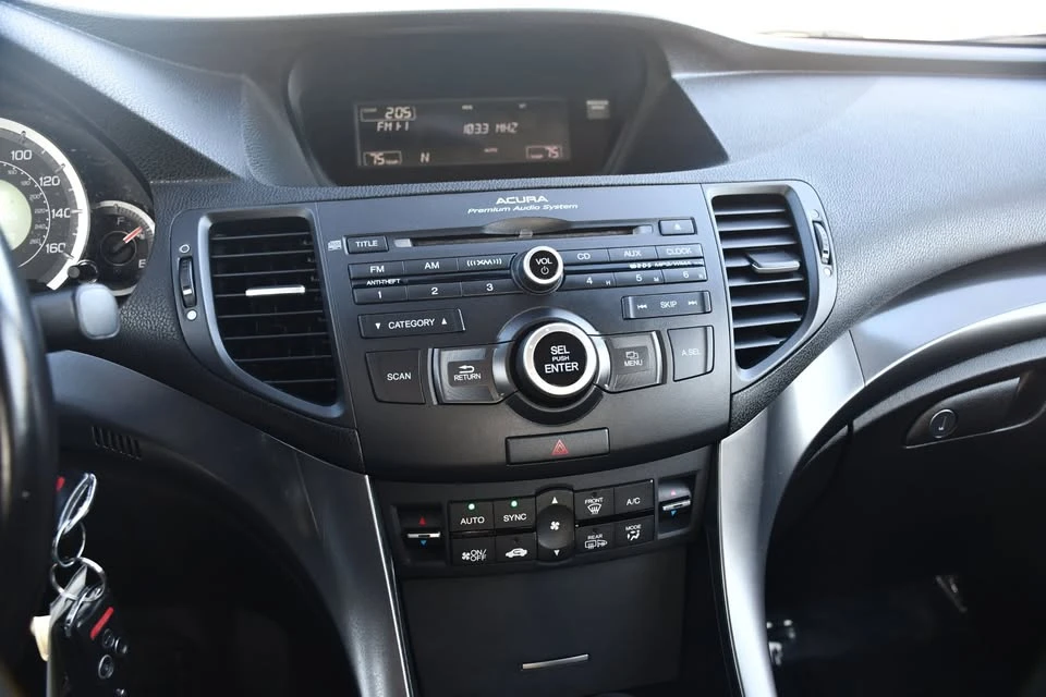 2012 Acura TSX 2nd Gen - Image 11 of 20
