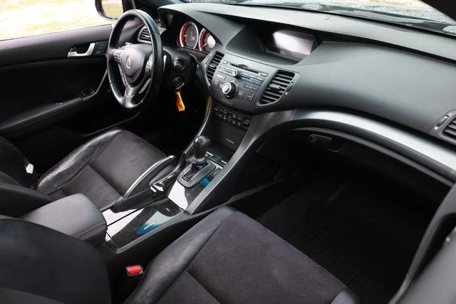 2012 Acura TSX 2nd Gen - Image 9 of 11