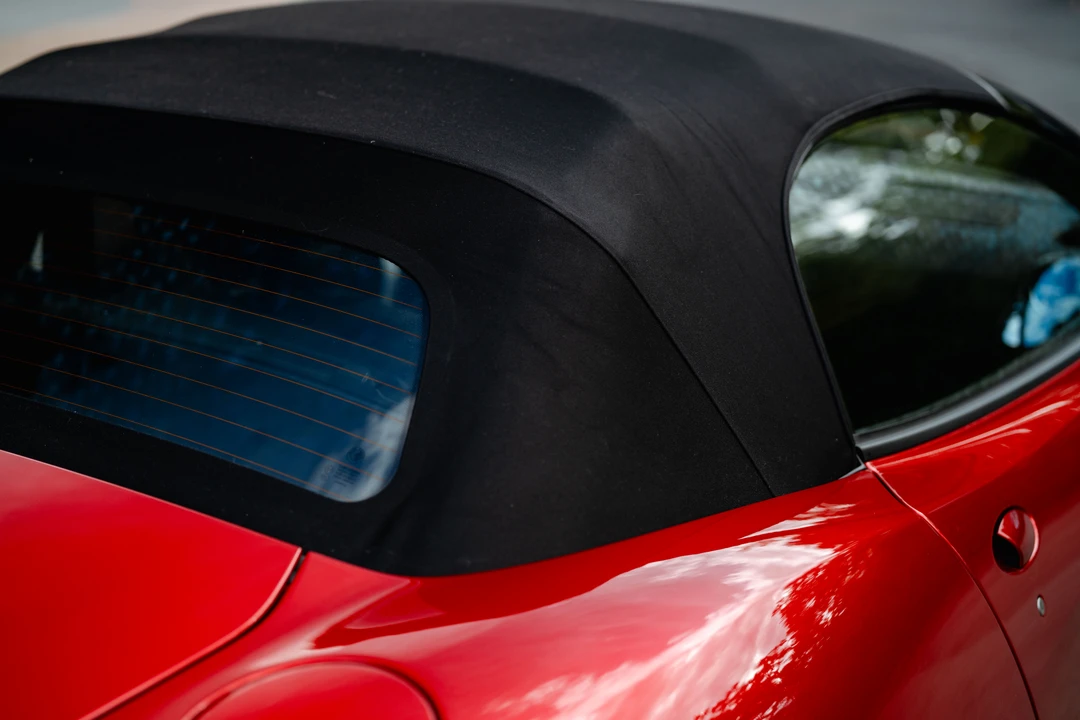 2012 Alfa Romeo 8C - Image 16 of 31