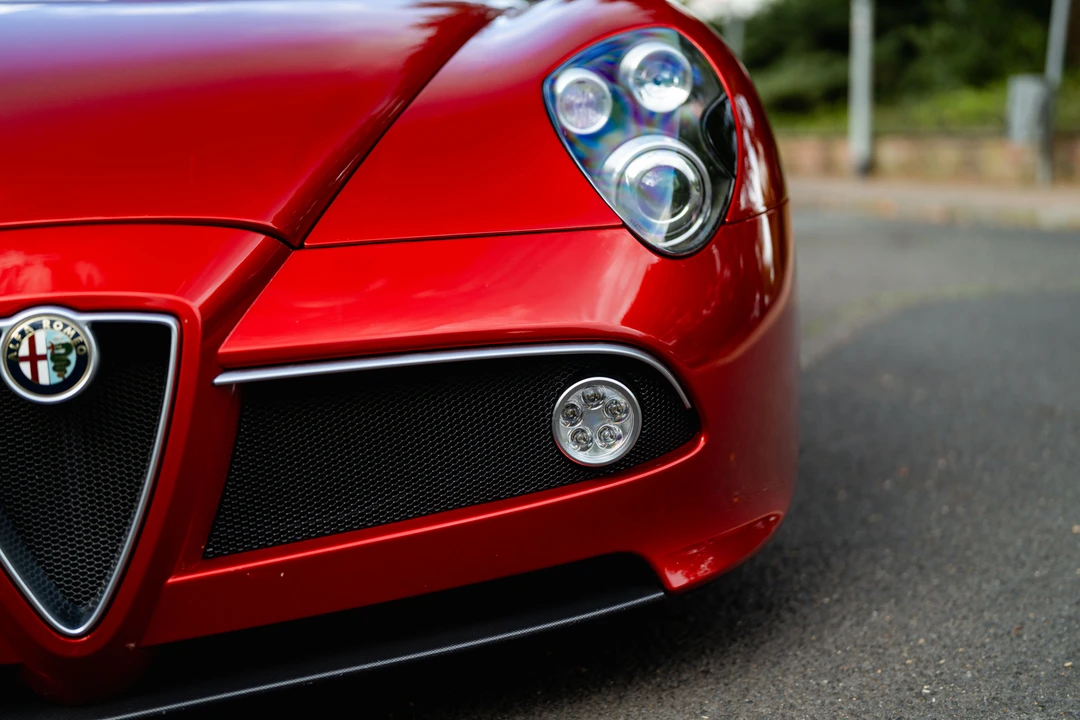 2012 Alfa Romeo 8C - Image 21 of 31