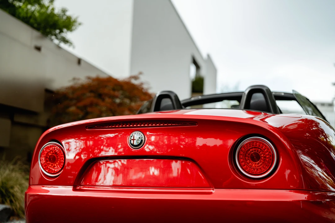 2012 Alfa Romeo 8C - Image 31 of 31