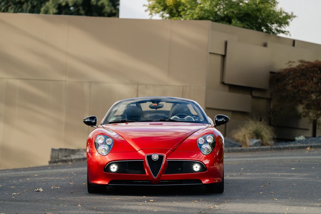 2012 Alfa Romeo 8C - Image 9 of 31