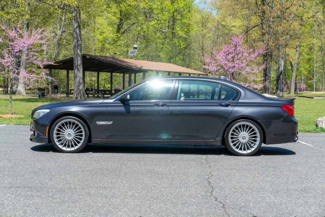 2012 BMW Alpina B7 - Image 7 of 31