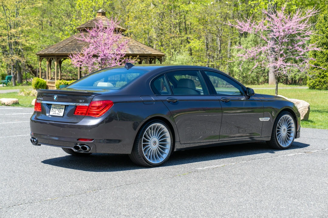 2012 BMW Alpina B7 - Image 4 of 31
