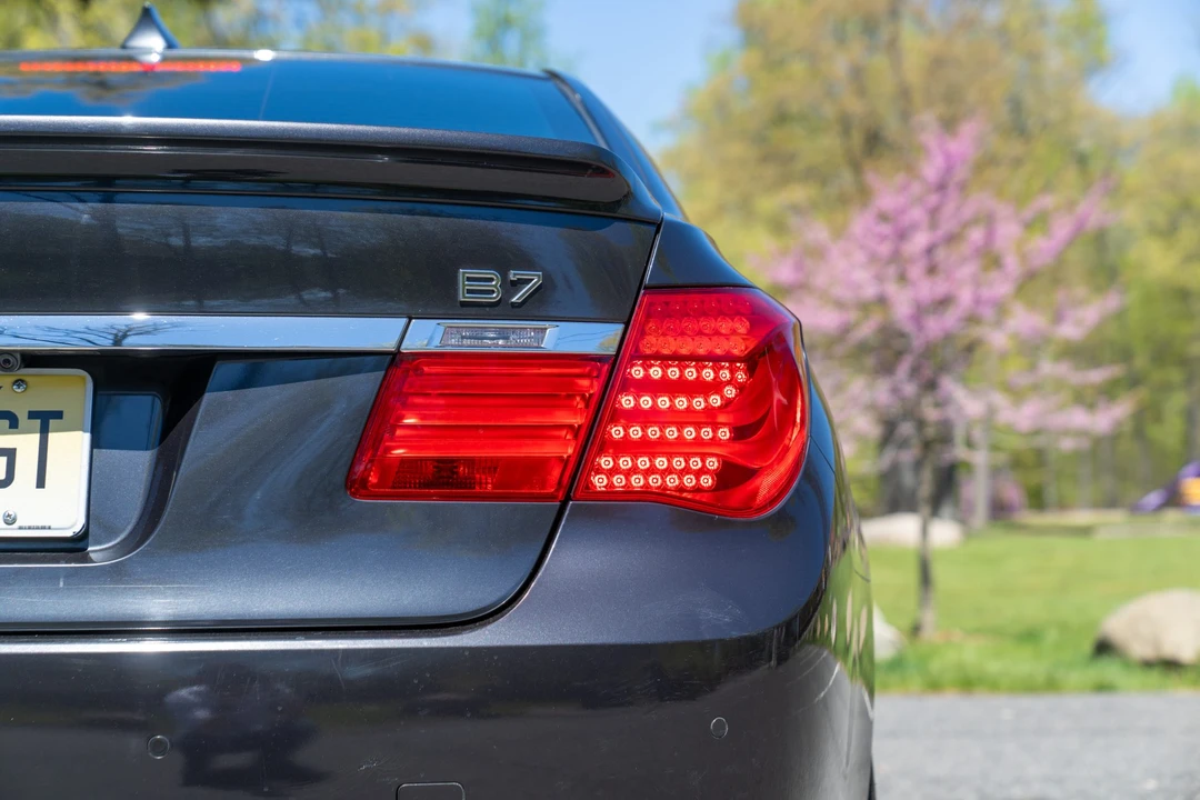 2012 BMW Alpina B7 - Image 12 of 31