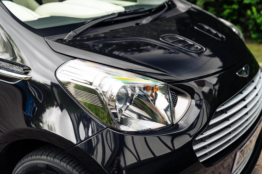 2012 Aston Martin - Image 21 of 31