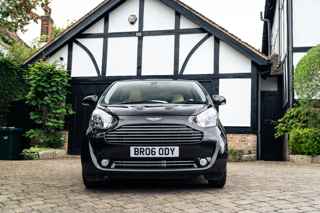 2012 Aston Martin - Image 19 of 31